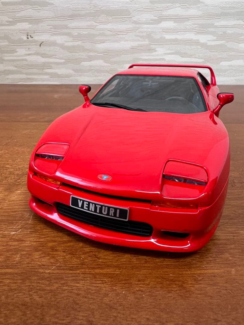 No58 ミニカー1/18箱あり VENTURI 400 GT