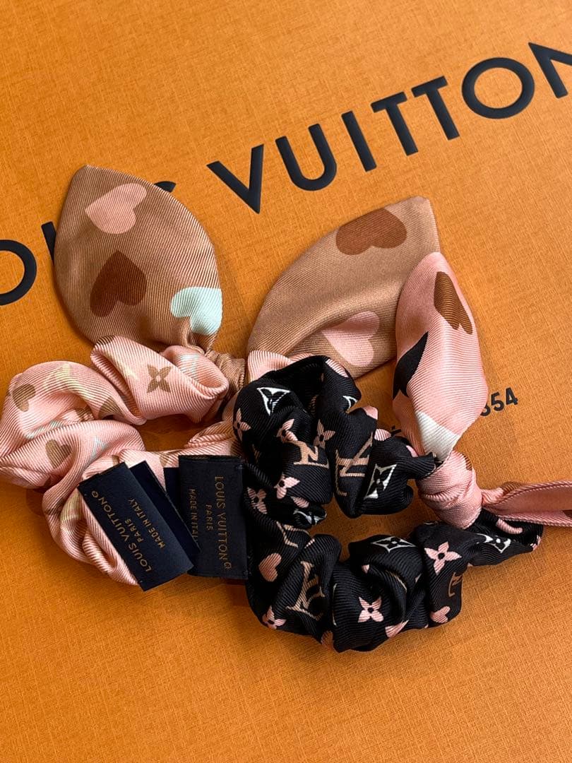 新品未使用】LOUISVUITTON シュシュ セット ゲームオン 現行モデル