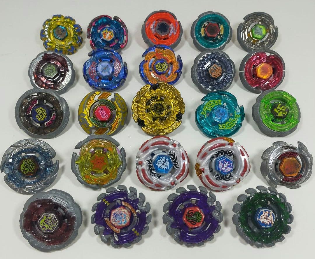 メタルファイトベイブレード　まとめ売り　24個セット