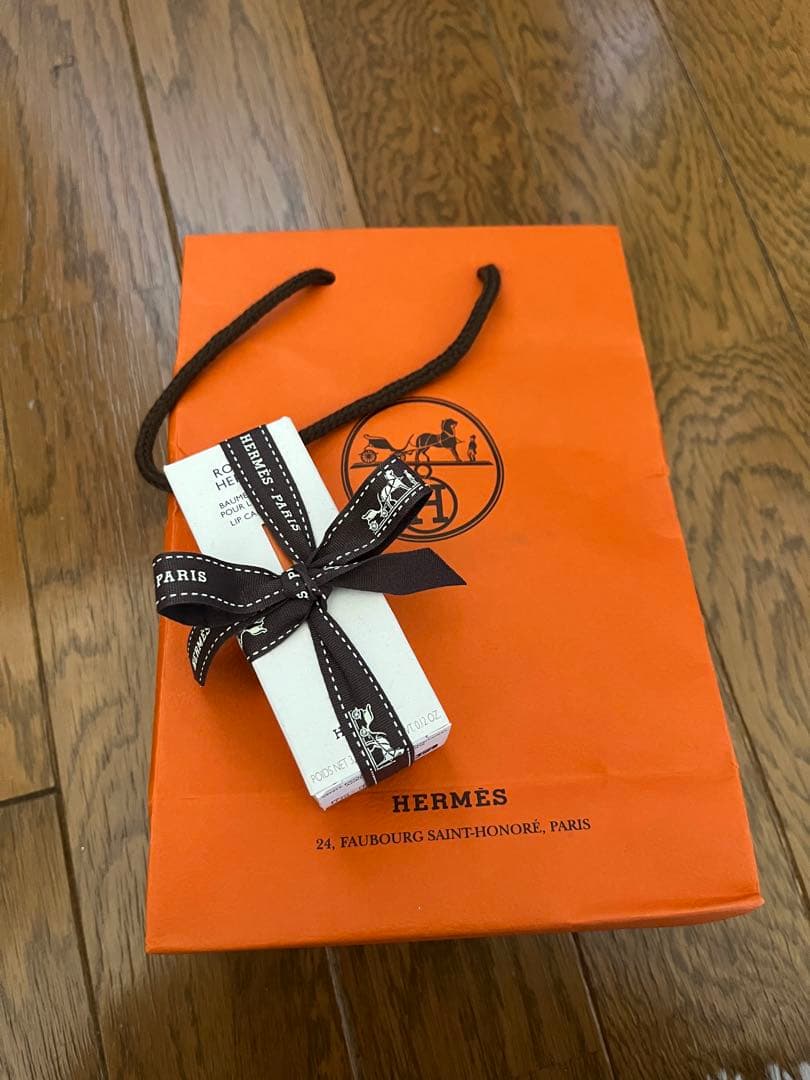 定価 9240 HERMES リップバーム ノーカラー 楽天市場】【国内正規品】【直営店ラッピング・メッセージカード付