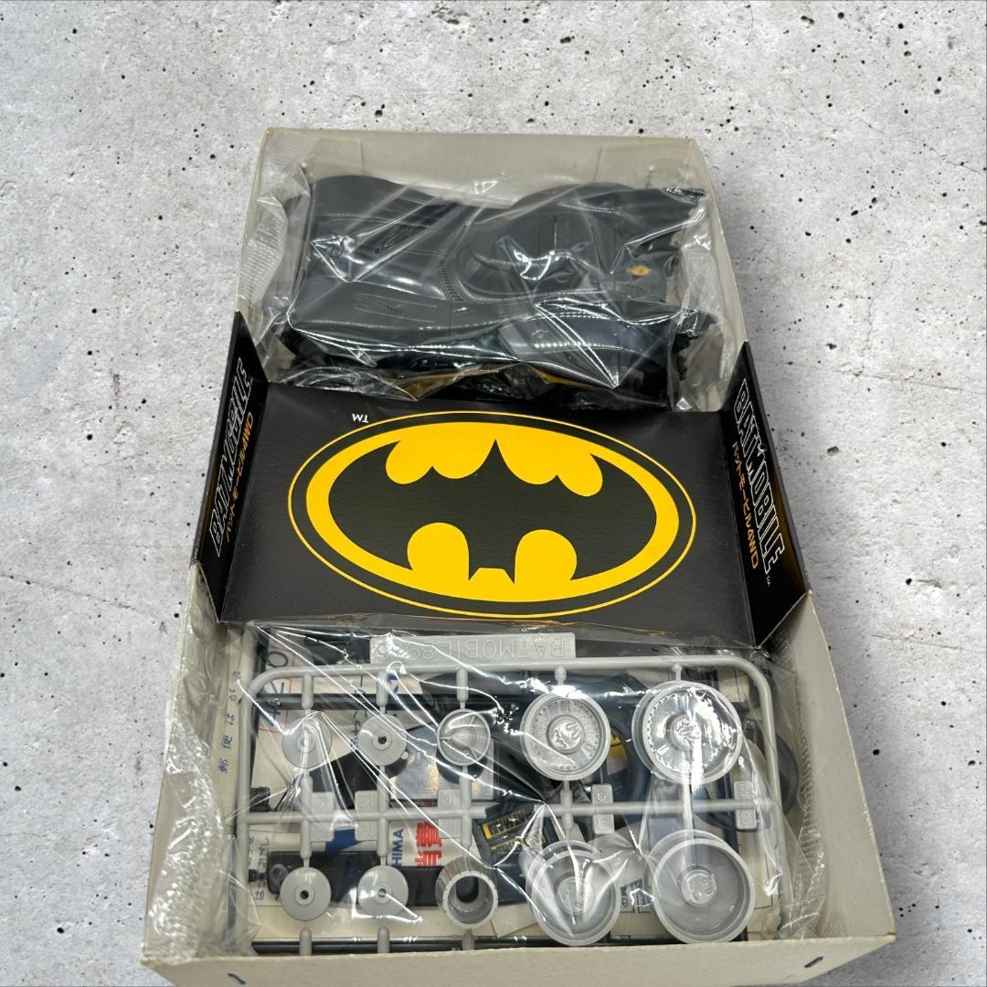 アオシマ バットモービル 4WD モーター付 BATMOBILE バットマン