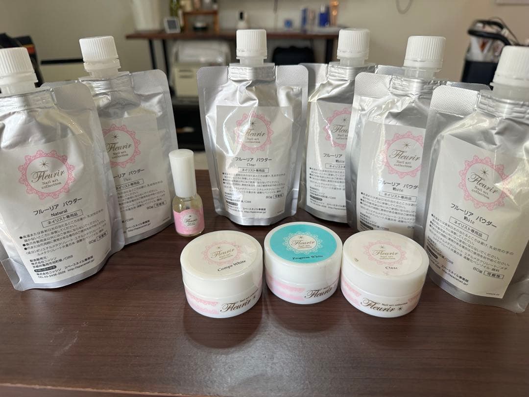 am　Fleurir フルーリア パウダー　未開封　ブラシセット