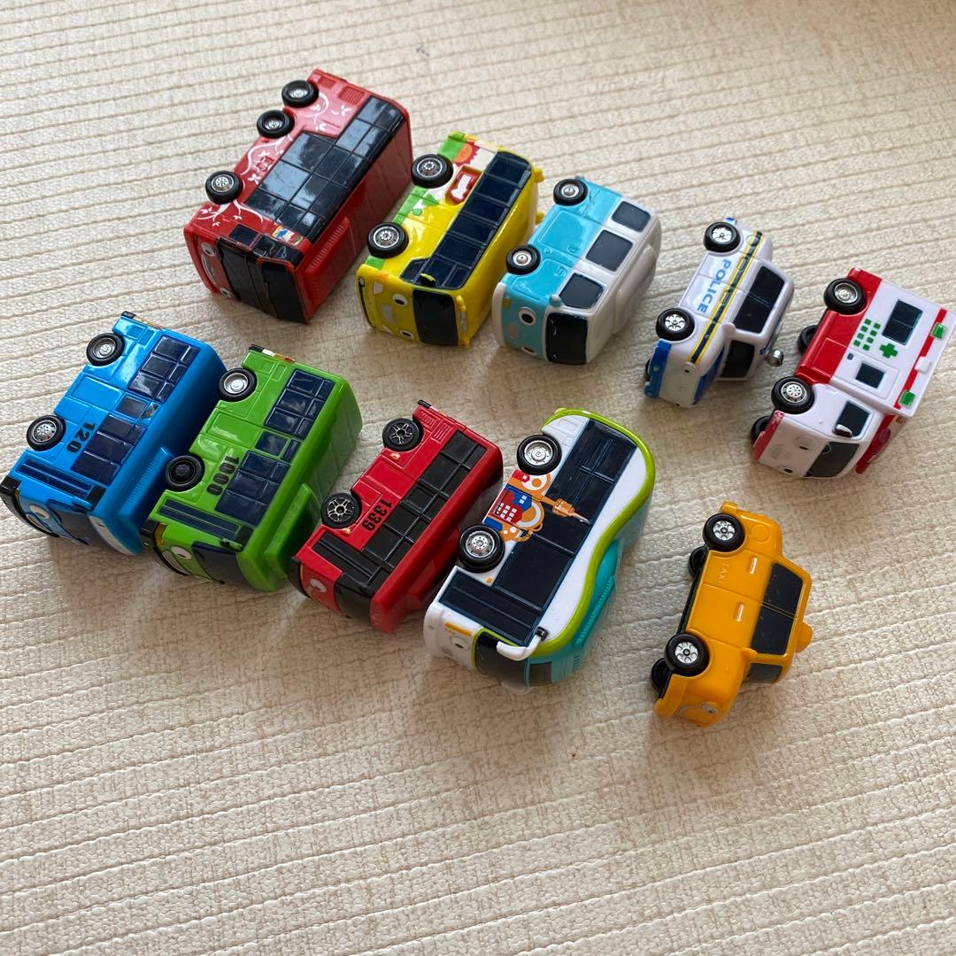 タヨ TAYO コントロールパーキングタワー ミニカー10台 セット 韓国