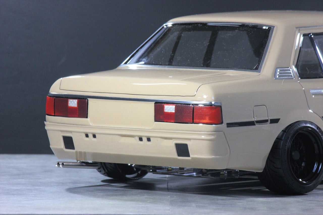 Toyota Corolla KE70 Sedan (Round and Square Headlights) 196mm